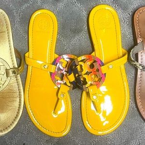 Tory Burch sz 10, multi color yellow sandals